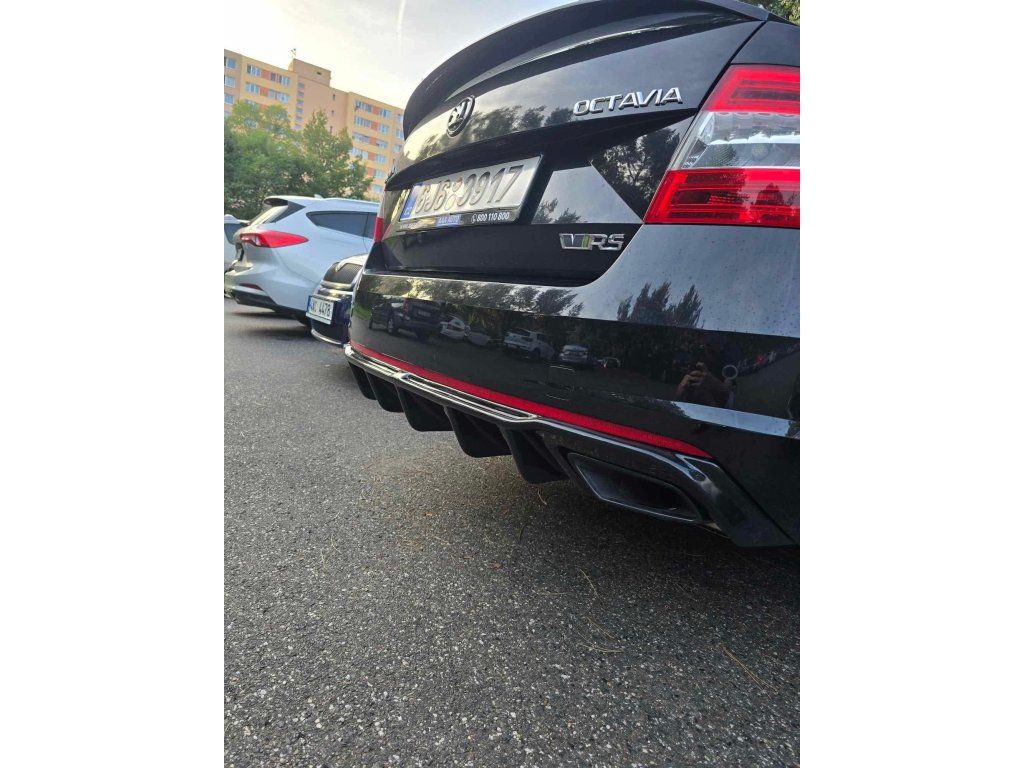 Zadní difuzor Octavia 3 RS černý lesk – Tuning Pardubice