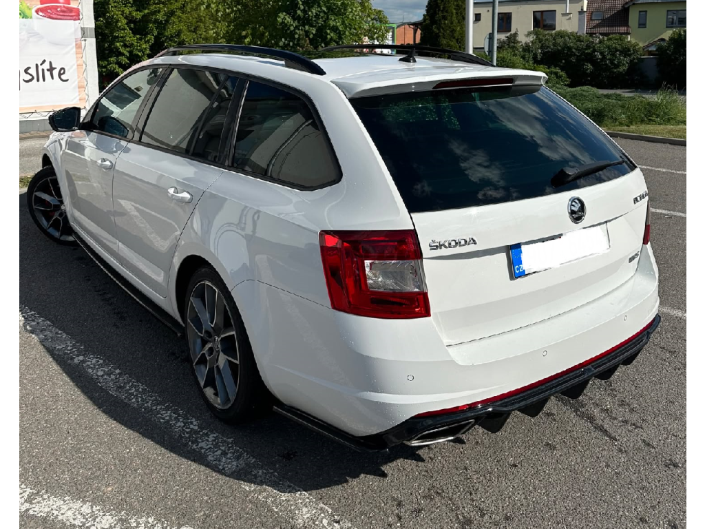 Zadní difuzor Octavia 3 RS černý lesk – Tuning Pardubice